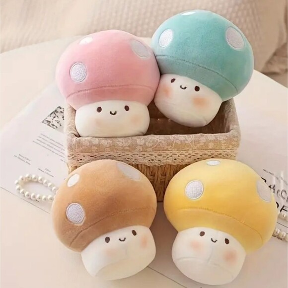 Brown Cap mushroom plush keychain pearl handle gift cottagecore accessory - Picture 4 of 4